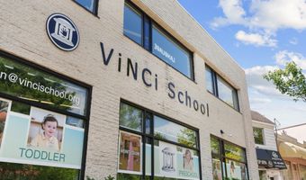 2101 N MONROE St 213, Arlington, VA 22207