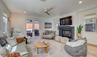 2258 Felspar St, San Diego, CA 92109