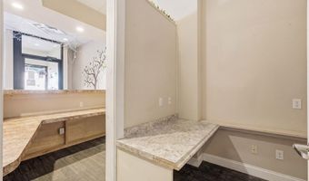 209 Broadway, Amityville, NY 11701