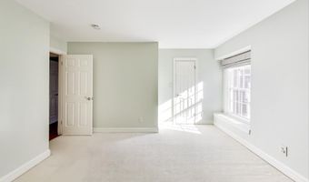 7806 FOX GATE Ct, Bethesda, MD 20817