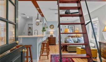 99 Coggeshall Ave 2, Newport, RI 02840