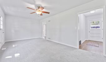 41073 N 1st St, Antioch, IL 60002