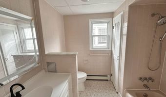 20 OAK St 2, Bayonne, NJ 07002