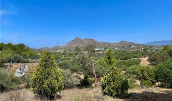 32401 Barber Rd, Agua Dulce, CA 91390