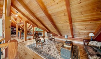 119 Moat View Dr, Albany, NH 03813