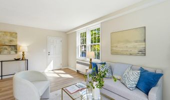 220 N THOMAS St 220-1, Arlington, VA 22203