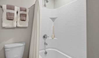 639 W Calle Espadero, Sahuarita, AZ 85629