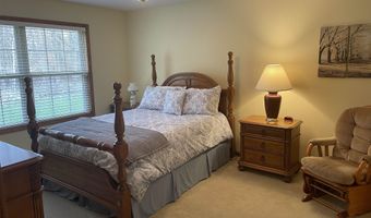 223 Coronet St, Angola, IN 46703