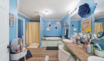 508 Rio Grande Dr, Adrian, MI 49221