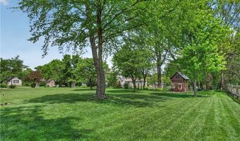 18224 153rd St, Basehor, KS 66007