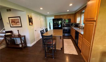 12096 Baumhart Rd, Amherst, OH 44001