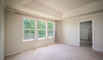 2825 Dillon Dr, Ann Arbor, MI 48105