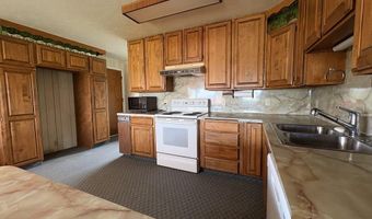 9 E Rich Ln, Blackfoot, ID 83221