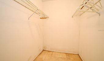 536 ORANGE Dr 16, Altamonte Springs, FL 32701