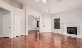 40713 N COURAGE Trl, Anthem, AZ 85086