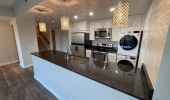 1530 KEY Blvd 326, Arlington, VA 22209