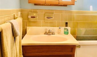 24 Continental Dr, Middletown, RI 02842