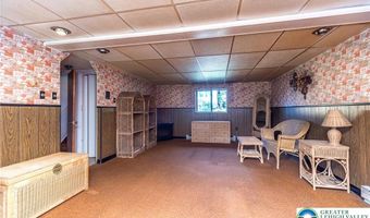 1221 Byfield St, Allentown, PA 18103