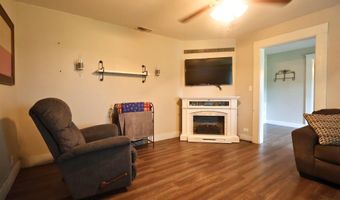 210 Hopkins, Alba, TX 75410