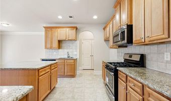 66 Lanier Rdg, Acworth, GA 30101