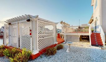 11 Drake Dr, Bayville, NJ 08721