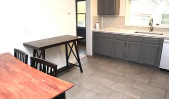 39 Eastern Ave, Augusta, ME 04330