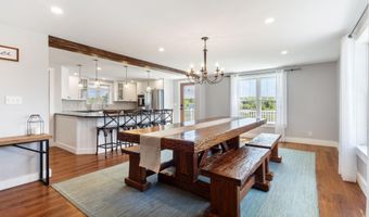 37 Trolly Farm Way, Falmouth, ME 04105