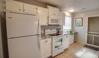 1822 Muny Vista Ct A, Alton, IL 62002