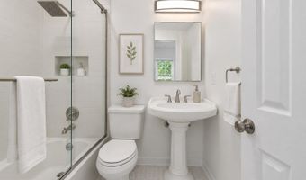 2213 S POLLARD St, Arlington, VA 22204