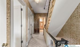 2730 Chew St, Allentown, PA 18104