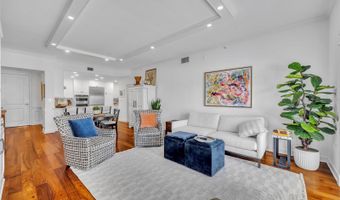 2305 EDGEWATER Dr 1602, Orlando, FL 32804