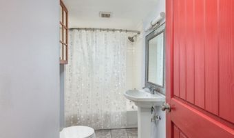 222 Alturas Rd, Alloway, NJ 07422