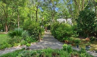 22128 5TH St, Abita Springs, LA 70420