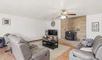 65 Mallette Dr, Belen, NM 87002