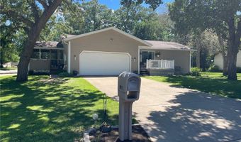 901 22nd Ave SW, Austin, MN 55912