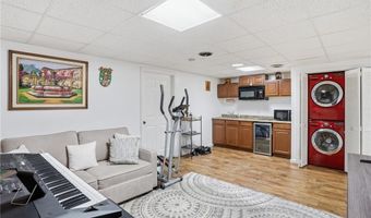 212 Lexington Ave, North Providence, RI 02904