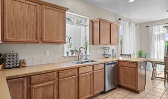 664 MONTCLAIR Dr, Albany, OR 97322