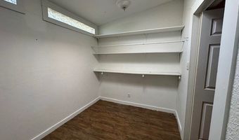 610 W Ave B, Alpine, TX 79830