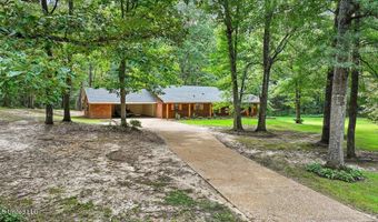 102 Hickory St, Brandon, MS 39042