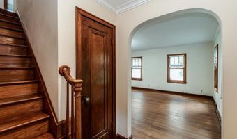 4234 Doncaster Dr, Madison, WI 53711