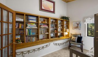 923 Bear Run Way, Arnold, CA 95223