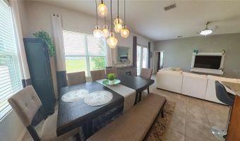 902 GRAND HILLTOP Dr, Apopka, FL 32703