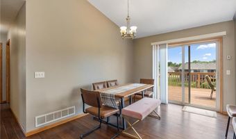 831 Beech Ln S, Annandale, MN 55302
