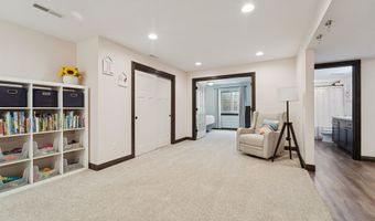 2398 W BARLEY Way, Appleton, WI 54913