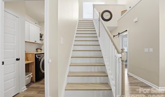 222 Moravian Ct, Advance, NC 27006