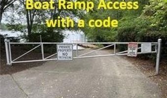 8 Winterberry Dr, Coventry, RI 02816