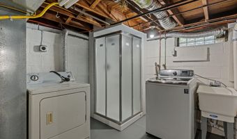 2425 AVONDALE Ave, Abington, PA 19001