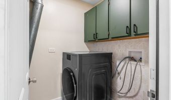 737 W Happfield Dr, Arlington Heights, IL 60004