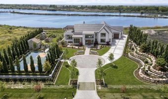 Lake Front Ln, Caldwell, ID 83607