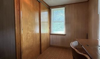 3935 Oak Ave, Altoona, PA 16601